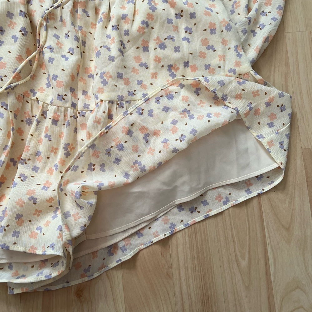 Sabo Skirt Short Set Light Yellow - Size Medium - Picture 8 of 9